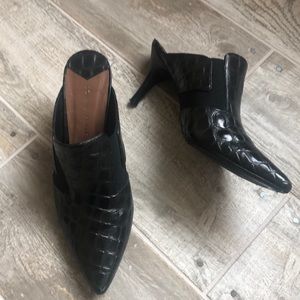 🐊 Donald J Pliner Crocodile Mules 🐊